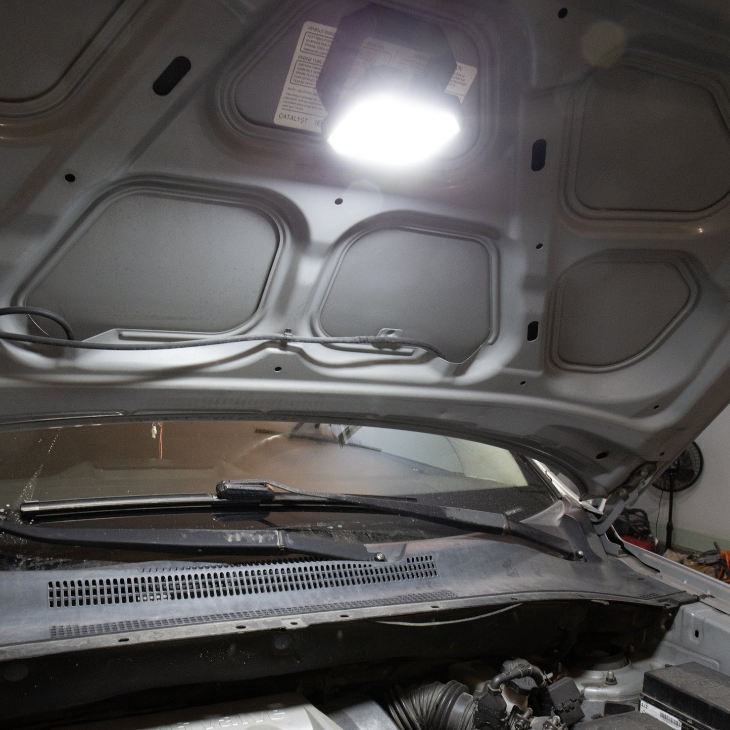 2000 Lumen Rechargeable LED Work Light