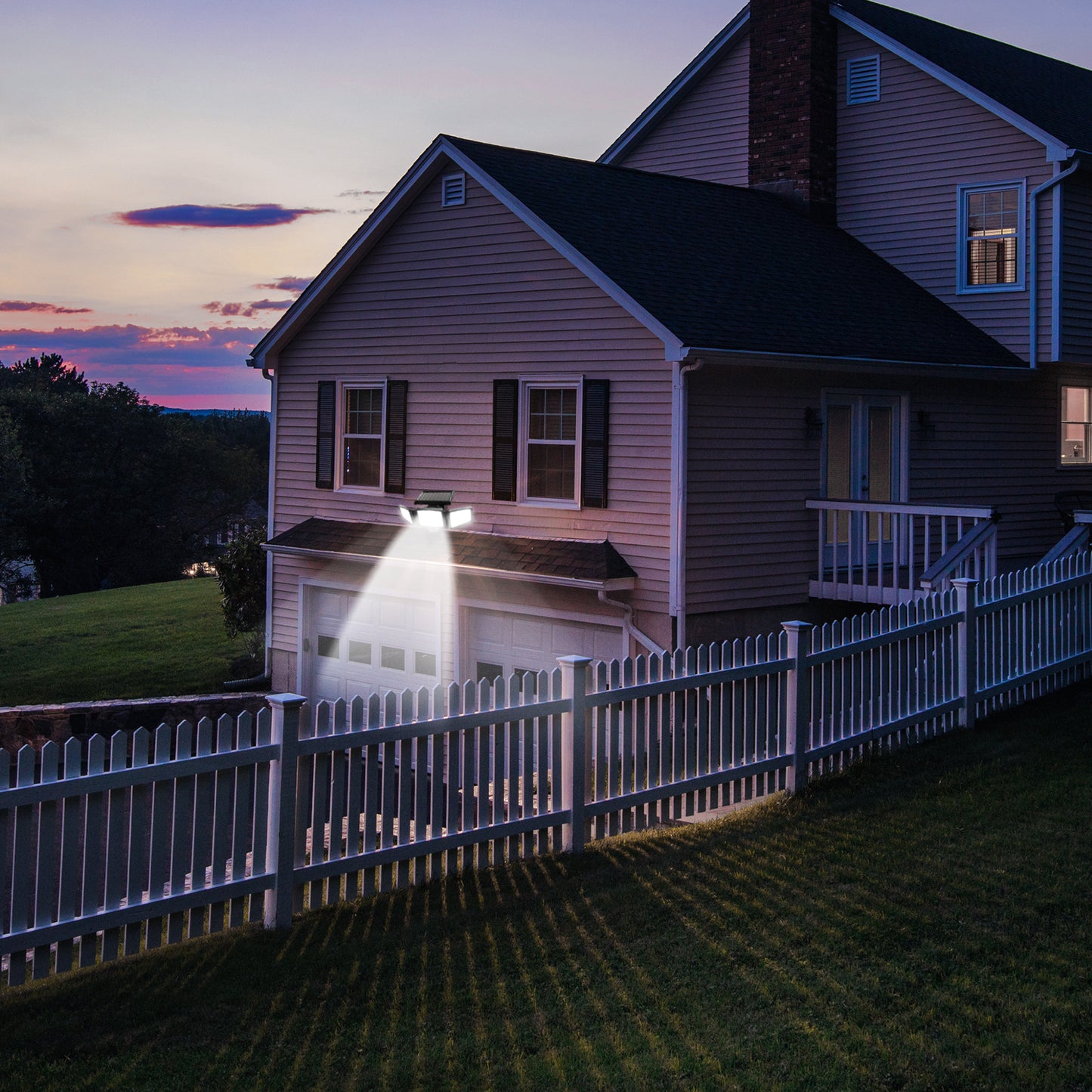 1500 Lumen 3-Head LED Solar Motion Sensor Light